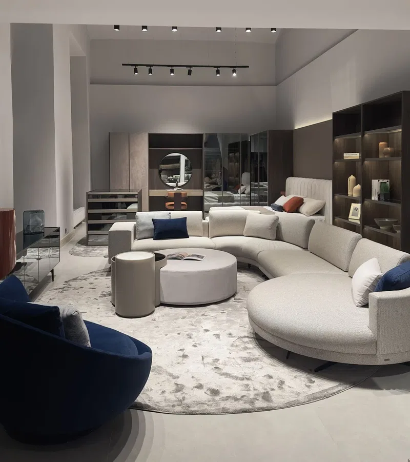 Освещение шоу-рума LAZZONI в Австрии