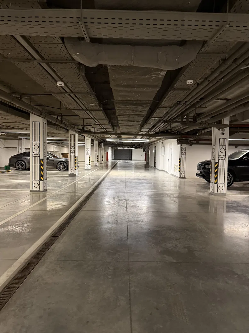 Gazetny Pereulok 13 – Otopark
