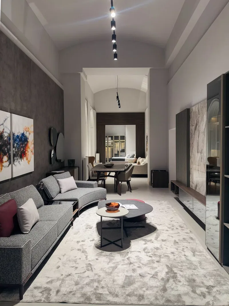 Освещение шоу-рума LAZZONI в Австрии