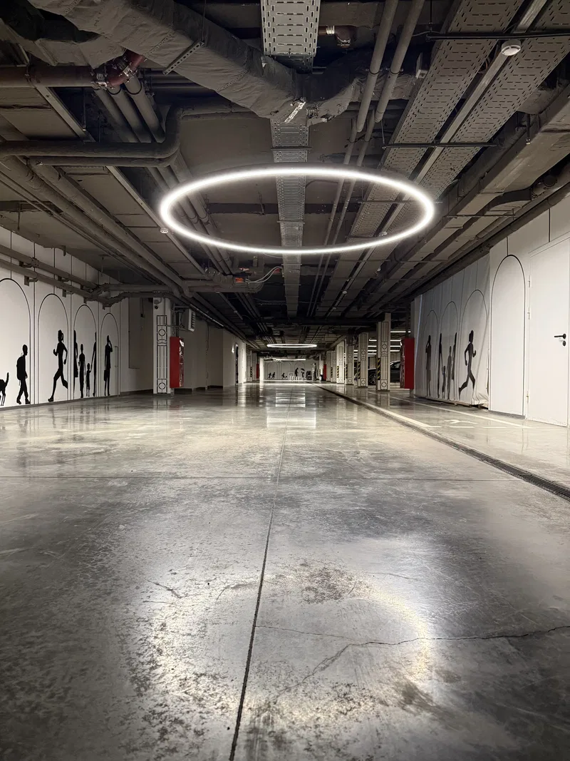 Gazetny Pereulok 13 – Otopark