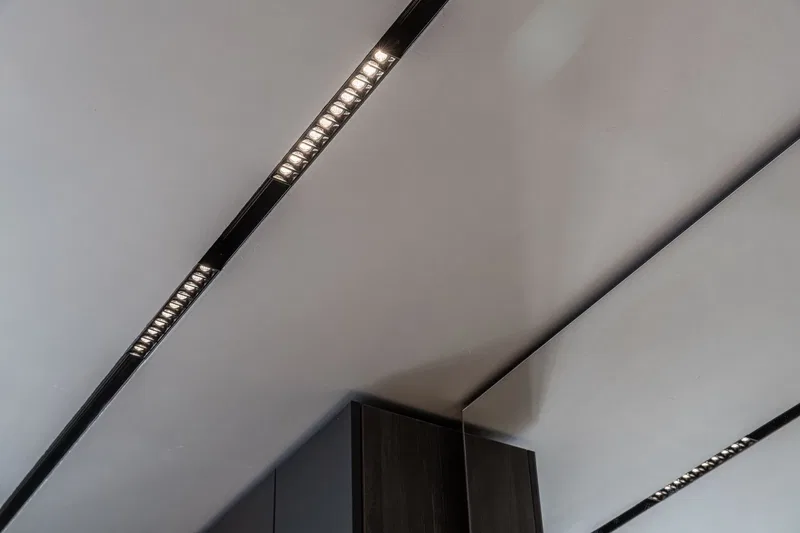 Koyu Tonların Hakim Olduğu Daire Projemiz