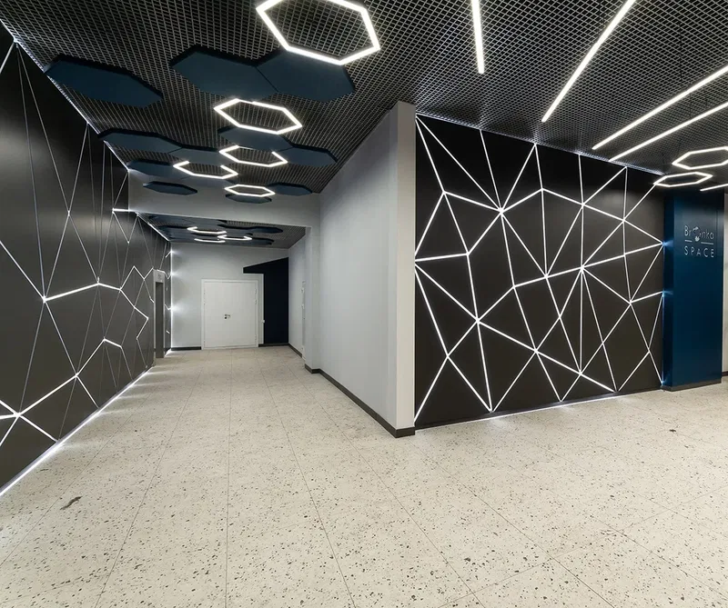 St. Petersburg'da Bronka Group ile Birlikte Modern Bir Ofis