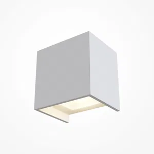 Настенный светильник (бра) Maytoni C155-WL-02-3W-W