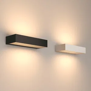 Уличный настенный светильник Outdoor O428WL-L20W3K
