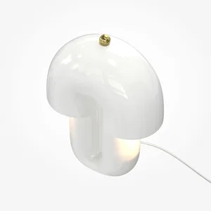 Настольный светильник Maytoni MOD479TL-L14W3K