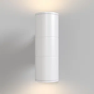 Уличный настенный светильник Outdoor O574WL-02W