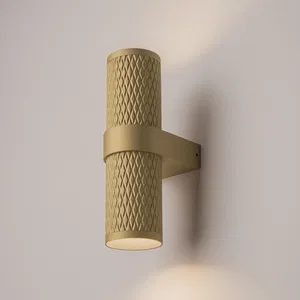 Настенный светильник (бра) Maytoni C069WL-02MG