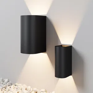 Уличный настенный светильник Outdoor O526WL-L10B3K