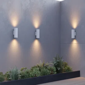 Уличный настенный светильник Outdoor O303WL-L24W3K