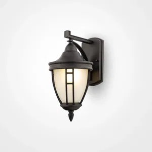 Уличный настенный светильник Outdoor O027WL-01B