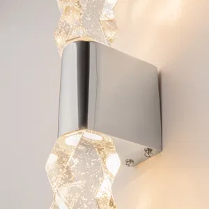Настенный светильник (бра) Maytoni MOD328WL-L5CH3K