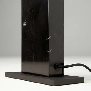 Настольный светильник Maytoni MOD467TL-L9B3K
