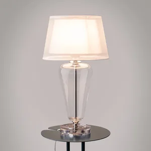 Настольный светильник Maytoni Z005TL-01CH