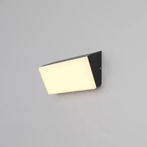 Уличный настенный светильник Outdoor O436WL-L10GF3K