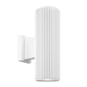 Уличный настенный светильник Outdoor O419WL-02W