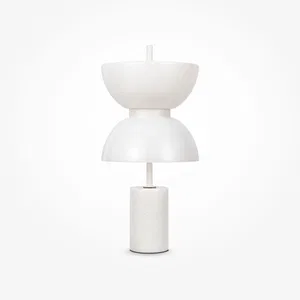 Настольный светильник Maytoni MOD178TL-L11W3K