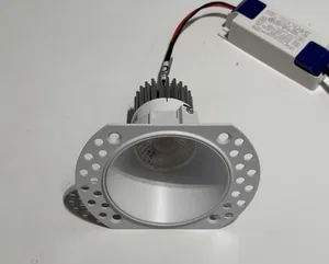 Armatürler HOKASU FOCUS Edgeless (MR16/GU10)