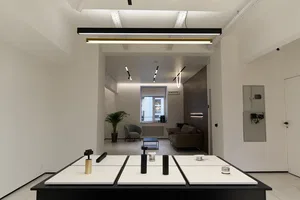 Линейный светильник HOKASU Brick (RAL9005/2000mm/LT70 — 4K/42W)
