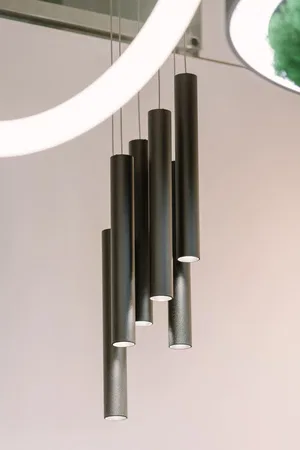 Askılı armatürler HOKASU PL14 (RAL9005/D40/320mm — 3K/30W/40deg)