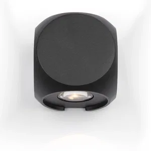 Уличный настенный светильник Outdoor O015WL-L4B