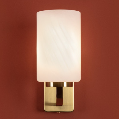 Настенный светильник (бра) Freya FR2059WL-01BS