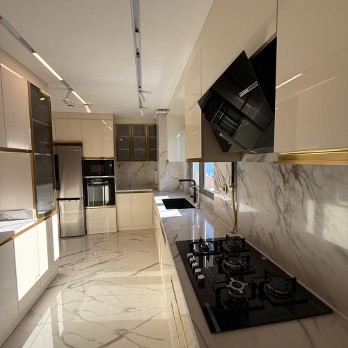 Квартира с мансардой в Стамбуле фото:1