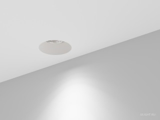 Встраиваемый светильник не имеет видимой рамки. Переход между корпусом светильника и потолком абсолютно не заметен. 
Минималистичный и современный дизайн делают светильник не заметным на потолке, а утопленное расположение источника света исключает слепящий эффект. 