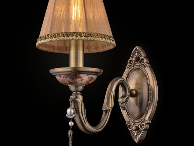 Настенный светильник (бра) Maytoni RC024-WL-01-R фото:3