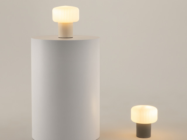 Настольный светильник Maytoni MOD404TL-01BG фото:4