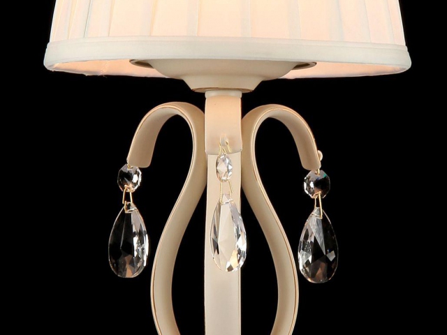 Настольный светильник Maytoni ARM172-01-G фото:1