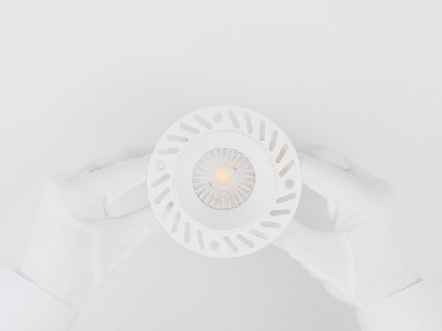 Светильник HOKASU DOT Edgeless noPS (RAL9003/15deg — 2.7K/10W/CRI90) фото:15